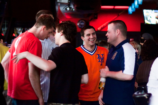 Illustration for article titled Shockingly, No One Was Seriously Injured During Deadspin Bar Crawl